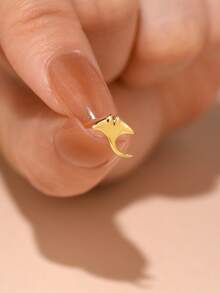 1件925纯银时尚动物系列立方氧化锆耳钉，平底耳骨耳廓穿孔耳钉，适合女性日常佩戴、婚礼、派对和宴会等场合。 - 金色 - 查看 2