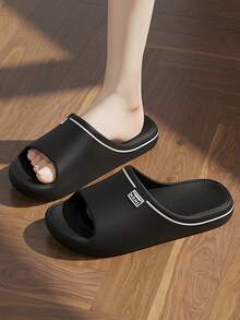 Chanclas casuales unisex de pareja, diseño minimalista de líneas y letras, zapatos cómodos y suaves para interiores para mujeres - Negro - Ver 5