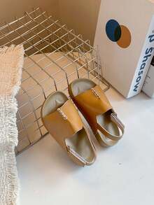 1 Pair Summer New Kids Sandals, Soft Sole Non-Slip Boys Girls Casual Shoes, Minimalist Chic Beach Shoes - Brown - View 1