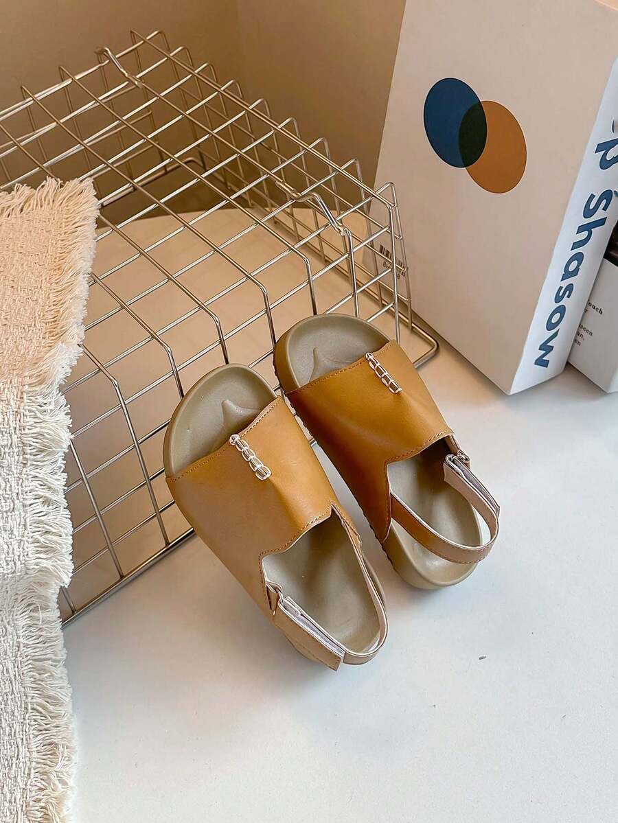 1 Pair Summer New Kids Sandals, Soft Sole Non-Slip Boys Girls Casual Shoes, Minimalist Chic Beach Shoes - Brown - View 1