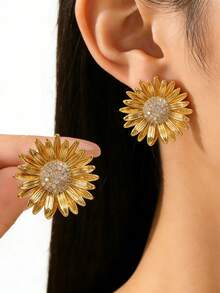 1对夸张水晶花瓣耳环（女士款） - 彩色 - 查看 1