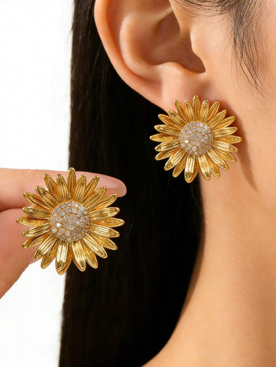 1对夸张水晶花瓣耳环（女士款） - 彩色 - 查看 1