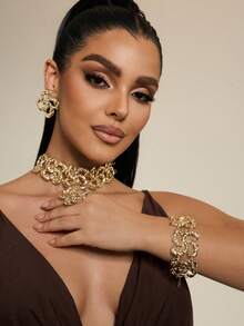 5 件/套时尚珠宝套装，包括 1 条项链、1 条手链、1 个戒指和 1 对耳环，金属几何镂空花朵吊坠设计，适合作为情人节礼物 - 金色 - 查看 1