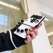 Elegante weiße Lederoptik 3D Bär Kaffee Klapphandy Hülle mit Perlenkette, geeignet für Samsung Galaxy Z Flip3 5G/Galaxy Z Flip 4 5G/Galaxy Z Flip 5 5G/Galaxy Z Flip 6 5G/Galaxy Z Flip 7 5G - Verschiedenfarbig - Übersicht 4