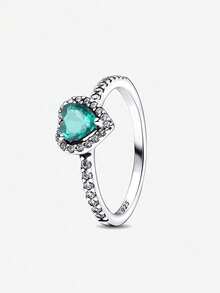 Anel de casamento feminino minimalista em prata de lei 925 com zircônia cúbica em formato de coração e semicírculo cravejado de diamantes. Elegante e luxuoso, perfeito para noivas e casais. Ideal para presentear com um anel de compromisso ou noivado. - Prata - Ver 14