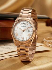 Guess Reloj de cuarzo para mujer, caja y correa de acero inoxidable color rosa, esfera blanca, adecuado para uso diario y como regalo, modelo GW0308L3 - Correa blanca y marrón - Ver 1