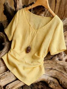 Camisa a medida con cuello en V, cintura ceñida y bajo puntiagudo, Urbanchic. Atuendo para conciertos, atuendos para brunch, vestido de invitada de boda, estilo bohemio, atuendo para Año Nuevo, Día de San Valentín, elegante para damas, atuendo de playa, atuendo de Acción de Gracias, atuendo de graduación - Amarillo - Ver 1