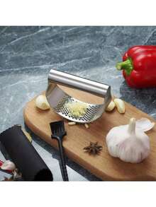 1 Pc Practical Multi-Function Style Bright Silver Stainless Steel Ring Shaped Garlic Press High-Hardness Stainless Steel Construction Garlic Mashing/Ginger Paste Making/Long-Lasting Suitable For Home Kitchen, Baking Seasoning, Party Meal Prep, Travel Camping Manual Garlic & Ginger Masher Kitchen Seasoning Tool Multi-Function Garlic Press Father's Day/New Year/Birthday Gift - Multicolor 1 - View 3