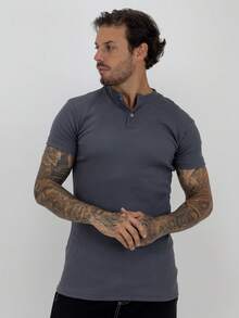 Men's Basic Short-Sleeve Ribbed T-Shirt With Buttons At The Collar - Gris plomo - Ver 1