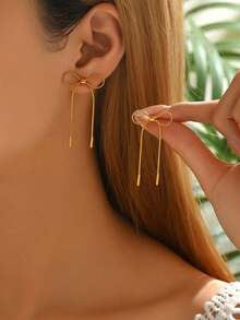 1 Pair Elegant Bowknot Tassel Earrings, Shiny Golden Color Showcases Graceful Lively Tassel Design, Suitable For Various Occasions - Earring - View 1