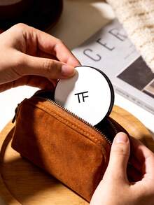 Tom Ford Espejo de maquillaje, de doble cara, con cubierta blanca, espejo compacto, espejo de viaje, espejo de tocador - blanco plateado - Ver 4