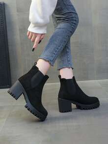 Botas de plataforma de tacón alto Chelsea elásticas negras para mujer, se pueden usar con pantalones y leggings, adecuadas para las temporadas de otoño e invierno. - Negro - Ver 3