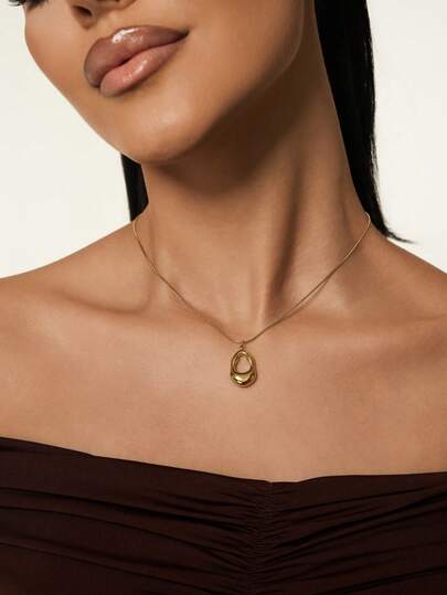 Stainless Steel Waterproof Fashionable Hollow-Out Teardrop Pendant Round Serpentine Chain Necklace, Gold-Color, Not Easy To Fade, Suitable For Daily Wear Of Women