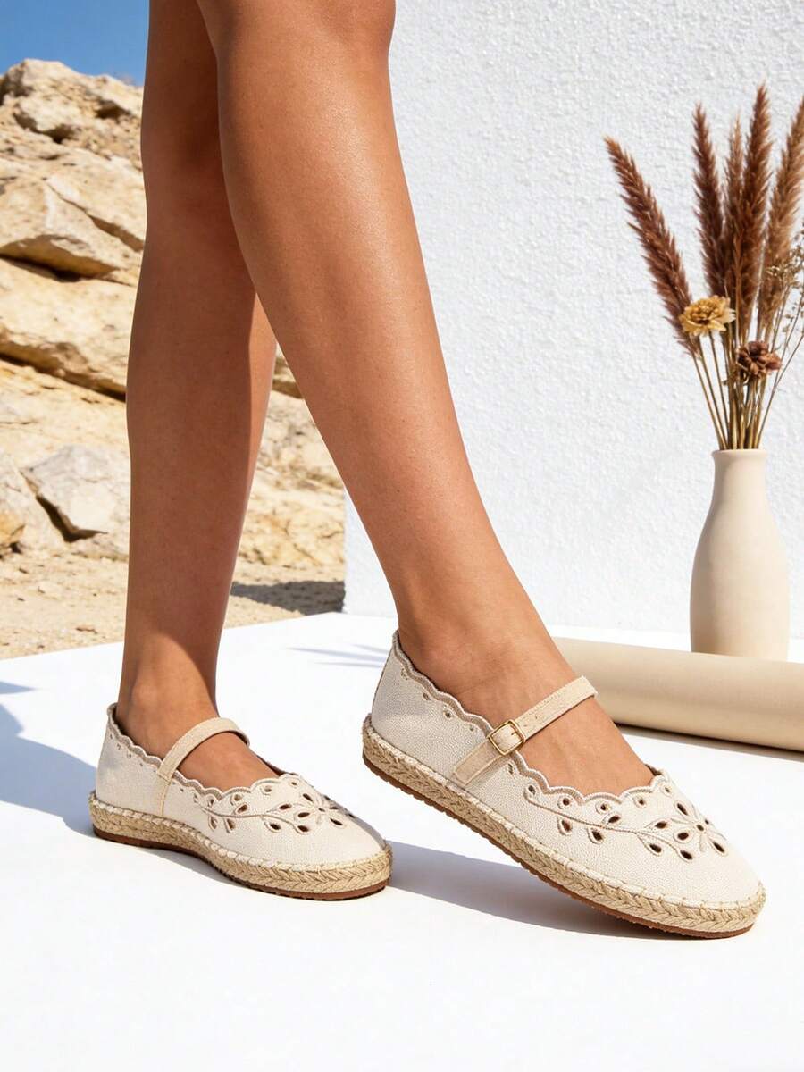 Women Flats - 米色 - 查看 1