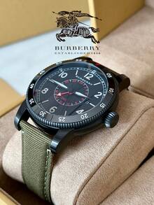 Burberry Đồng hồ đeo tay nam Thụy Sĩ GMT Quartz, dây đeo nylon màu xanh ô liu, mặt số đen. - màu đen - Xem 9