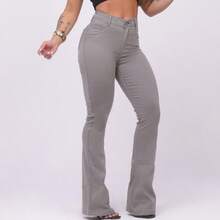 Calça Jeans Feminina Flare Pantalona Cinza Jeans Premium Cos Alto Empina Bumbum  Boca de Sino Com Elastano - CINZA - Visão 2