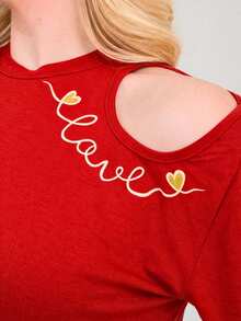 Cropped Blouse With Off-The-Shoulder Cutout And Shoulder Opening, Featuring A "Love" Print In A Viscose/Lycra Blend Style, Perfect For A Fashion Blogger. - 紅色 - 查看 6
