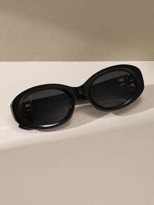 Kính râm nhựa oval đen phong cách retro, kính chống tia UV cổ điển dùng cho du lịch, đi biển và lái xe - màu đen - Xem 3