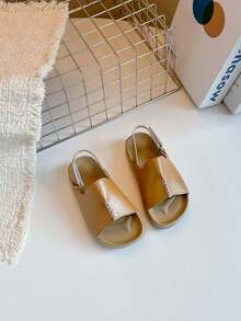 1 Pair Summer New Kids Sandals, Soft Sole Non-Slip Boys Girls Casual Shoes, Minimalist Chic Beach Shoes - Brown - View 3