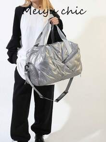 新款时尚大容量亮面防水PU设计，绗缝水晶拼接拉链单肩手提包，旅行度假必备，适合存放羽绒服，可作周末过夜包、瑜伽健身包、校园通勤包，是短途旅行、大学生户外度假、返校季的理想之选，可装学习用品等。 - 灰色 - 查看 7