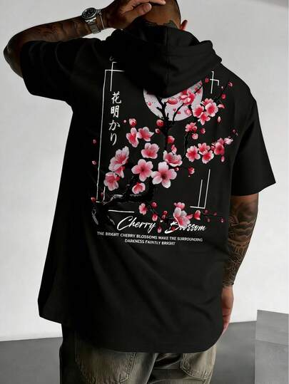 男士日系印花抽绳连帽短袖T恤，适合户外休闲穿着