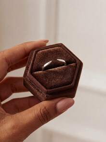 1枚优雅V形闪亮锆石戒指，925纯银材质，时尚女性的理想礼物，适合舞会、聚会和派对等场合佩戴。 - 弧形開口戒 - 查看 21