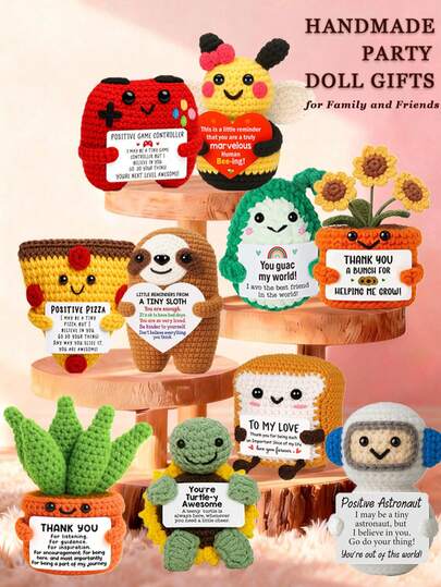 1件手工钩编桌面摆件，异想天开的科幻动植物毛绒玩偶，可爱设计，是送给闺蜜、女友、姐妹、妈妈、奶奶、同事、家人的绝佳生日礼物，传递正能量，适合派对、母亲节、父亲节、感恩节、房间装饰，也是一份小纪念品。