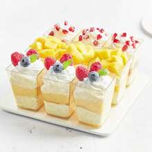 50个5盎司金色闪光迷你甜点杯，带勺子，塑料芭菲杯，方形甜点杯，适合派对、布丁、奶酪和芝士蛋糕慕斯 - 金色 - 查看 8