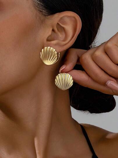 一对波西米亚海滩风仿贝壳金属耳环，优雅简约的度假风夏季饰品，贝壳造型，适合日常休闲佩戴，礼品