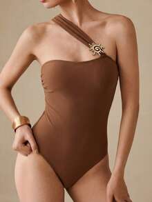 Women's Solid Color Single Shoulder One-Piece One-Piece Swimsuit With Metal Accessories - Brown - View 1