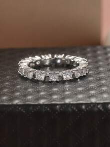 两枚优雅简约圆形立方氧化锆戒指，女士精致订婚/承诺戒指，圣诞礼物，适合各种场合，完美的节日礼物 - 銀色 - 查看 5