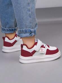 1双男女通用新款透气低帮运动鞋，软底防滑儿童滑板鞋，时尚百搭学生跑步鞋，适合春秋季的婴幼儿休闲鞋 - 紅色 - 查看 10