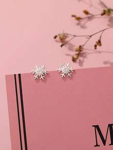 一对S925纯银极简立方氧化锆雪花耳钉，清新甜美的女性化雪花耳环，百搭日常佩戴的优雅耳环礼品 - 雪花 - 查看 6