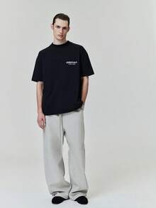 Fear Of God Essentials Classic Short Sleeve Tee Black (SS25) - 黑色 - 查看 3