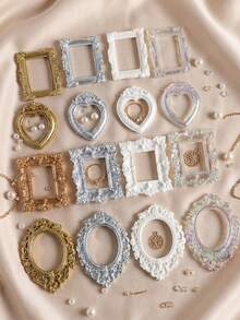 12pcs Vintage Victorian Style Mini Photo Frames Decor, Retro Mini Photo Frame Photography Props, DIY Decoration Shooting Props, Mini Dollhouse Accessories - Ornaments - View 10