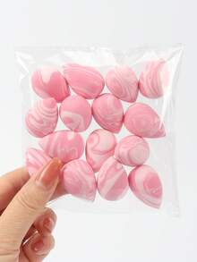 双色迷你美妆蛋，助您轻松打造均匀无瑕的粉底妆容，避免妆感不均。可用于点涂或轻拍上妆，打造自然轻盈的妆效。遇水膨胀，不含乳胶，双用途美妆蛋，适合所有肤质。赠品、旅行、平价好物、旅行必备 - 彩色 - 查看 3