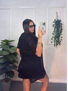 Women's Crochet Beach Cover-Up Set - Shorts And Open Polo Shirt - Elegant Knit Style - 黑色 - 查看 4