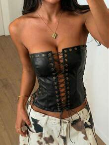 GLOpass Y2K Black Faux Leather Lace-Up Cropped Bustier Top, Hollow Arc Hem, Metal Grommet Decor, Fitted Midriff-Baring Shirt, Suitable For Nightclub, Music Festival, Concert, Rave Party, Halloween, Date Night And More Summer Casual - Black - View 5