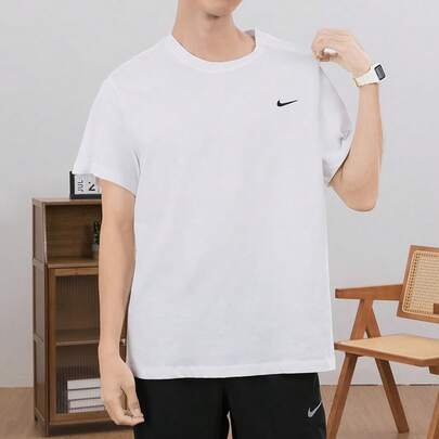 Nike男裝上衣2026春季新款運動休閒小LOGO簡約基礎舒適透氣圓領短袖T卹BV0508-100