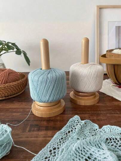 Wooden Winding Spool Holder, Desktop Spool Stand, Minimalist Style Spool Storage Rack, Rotatable Wooden Winding Spool, Perfect Weaving Accessory, Classic Wooden Spool Rack With Rotating Mechanism, Embroidery Accessory, Sewing Supplies, Prevents Tangled Yarn, DIY Weaving Supplies, Gift For Knitting Enthusiasts