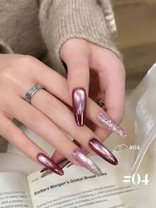 2026春夏新款女士节日礼盒套装，容量12毫升：紫色葡萄泡泡、浅裸粉色、红宝石水晶猫眼、裸色透明、金色粉日记、酒红色乳玉猫眼、玻璃珠水晶猫眼甲油胶。适合四季美甲，搭配底油和亮油使用，需配合UV灯固化。 - 彩色 - 查看 9