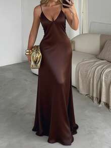 PoPoHouse 女士优雅缎面连衣裙，性感露背深V领修身长裙，夏季度假正式婚礼宾客派对外出棕色连衣裙 - 棕色 - 查看 1
