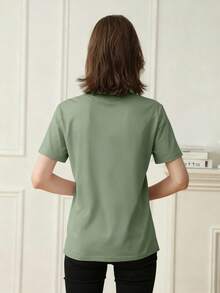 女士夏季新款休闲标语印花宽松圆领短袖T恤，时尚日常度假穿搭，适合日常及节假日穿着。女士T恤上衣。 - 綠色 - 查看 5