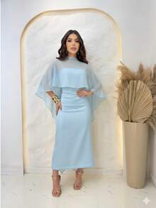 Strapless Midi Dress With Cape - 淺藍色 - 查看 1