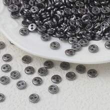 50/100/200 piezas de 6mm/0,23 pulgadas Botones metálicos redondos de nariz de cerdo delicados de color gris plateado con 2 agujeros, adecuados para decoración de ropa de muñecas BJD, botones DIY hechos a mano para uso diario, muñecas, juguetes y accesorios - Mini botones - Ver 2
