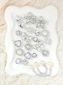 22pcs Silver-White Flower & Heart Shaped Hole Shoe Charms, Rhinestone + Pearl Material, Luxurious Sweet Style, Suitable For Hole Shoes - Silver-white Flower Chain Set - View 2