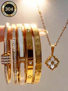 2026新款时尚女士项链手链套装，采用304不锈钢材质，镀18K金，镶嵌钻石，饰以罗马数字、珐琅和雕刻花卉图案，提升视觉层次感，营造奢华质感。具有防褪色、低致敏性和抗腐蚀性，适合日常佩戴和送礼场合。 - 金色 - 查看 16