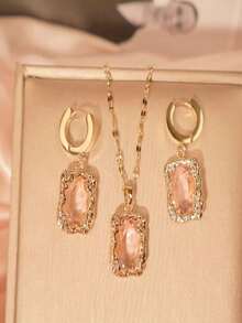 3件套金色不锈钢锆石粉色方形项链耳环首饰套装，复古简约设计，适合情侣、休闲、派对、节日佩戴（OPP袋包装） - 金色 - 查看 2