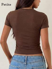 XS码棕色方领上衣 - 休闲时尚针织衫，适合街头风、周末休闲、日常穿着、度假以及简约夏季风格。 - 巧克力棕 - 查看 5