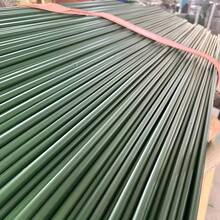 28件套花园支撑桩套装，包含12根金属芯支撑桩、3个A型夹、6个连接器、7个通用夹，防腐蚀，易于插入，适用于各种植物、水果和蔬菜，是庭院、阳台和花园的必备稳定支撑。 - 植物攀爬架 - 查看 5